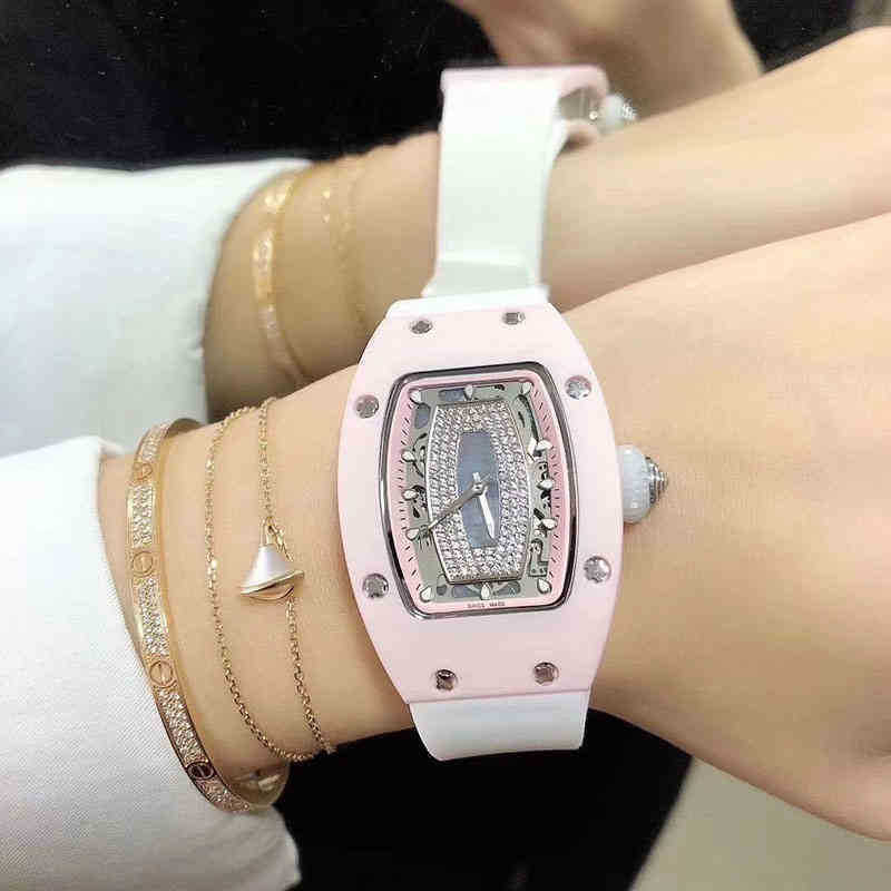 Richa Milles Business Leisure Rm07-01 Fully Automatic Mechanical Watch Powder Ceramic Case Tape Fashion Female V717, Khaki
Richa Milles Business Leisure Rm07-01 Fully Automatic Mechanical Watch Powder Ceramic Case Tape Fashion Female V717, Khaki