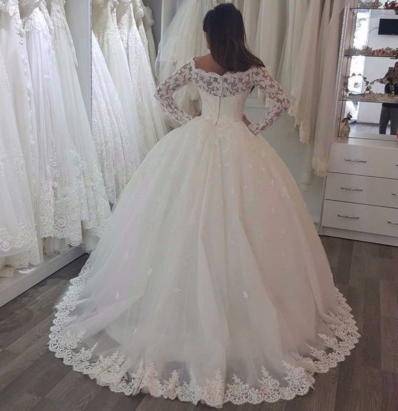2023 Ball Gown Wedding Dresses Long Sleeves Lace Appliques Sequins Arabic Dubai Wedding Dress Formal Church off shoulder Plus Size Bridal Gowns
