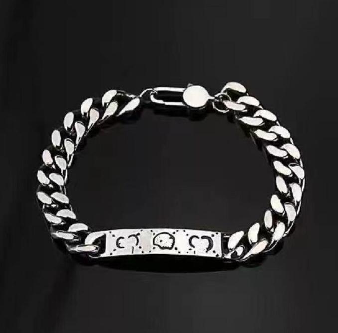 Top Luxury Designer Bracelet Cuff Silver Titanium Steel Bracelets For Lover Chain Fashion Personality Hip-hop Bracelet Supply
Top Luxury Designer Bracelet Cuff Silver Titanium Steel Bracelets For Lover Chain Fashion Personality Hip-hop Bracelet Supply