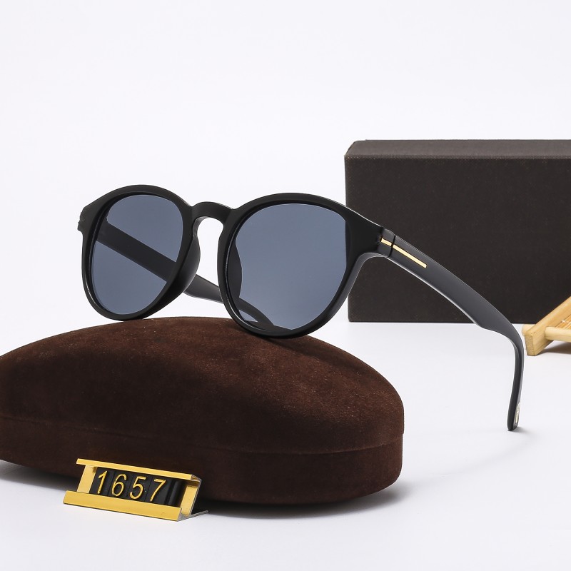 Designer Sunglasses For Men Women Retro Eyeglasses Outdoor Shades PC Frame Fashion Classic Lady Sun glasses Mirrors 7 Colors With Box 1657
