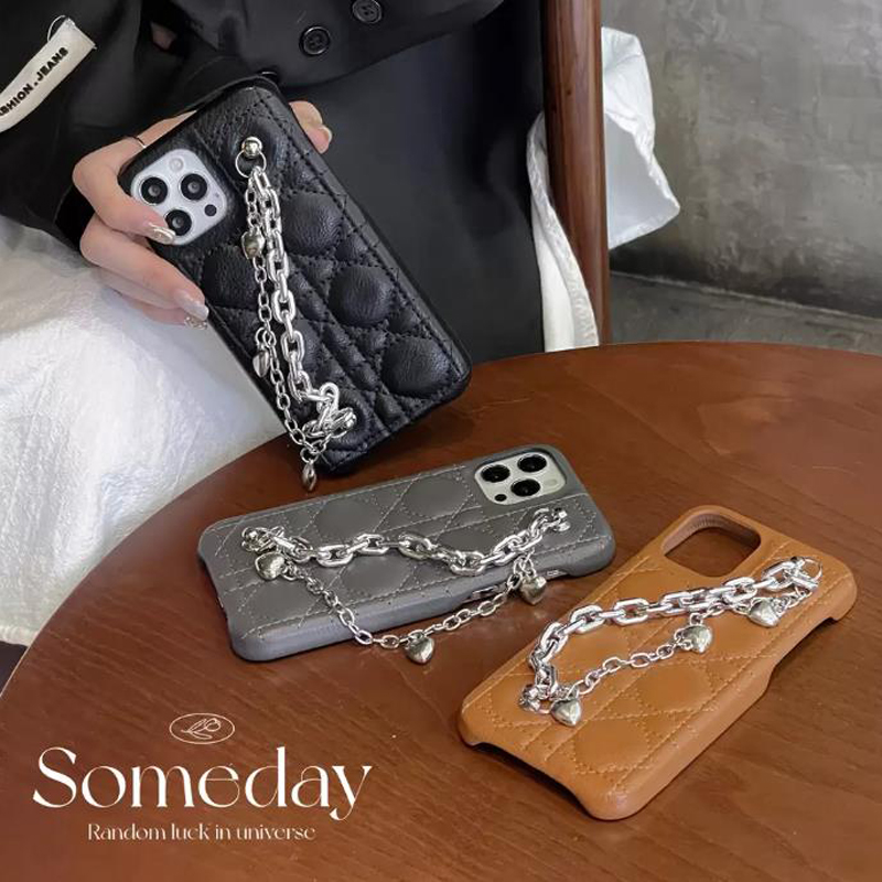 2022 For Iphone Cell Phone Cases Wrist Cover New Luxury Leather Metal Chain Bracelet 12 Pro Max 13 Mini 11 Xr X Xs Max 7 8 Plus D229304F, Black
2022 For Iphone Cell Phone Cases Wrist Cover New Luxury Leather Metal Chain Bracelet 12 Pro Max 13 Mini 11 Xr X Xs Max 7 8 Plus D229304F, Black