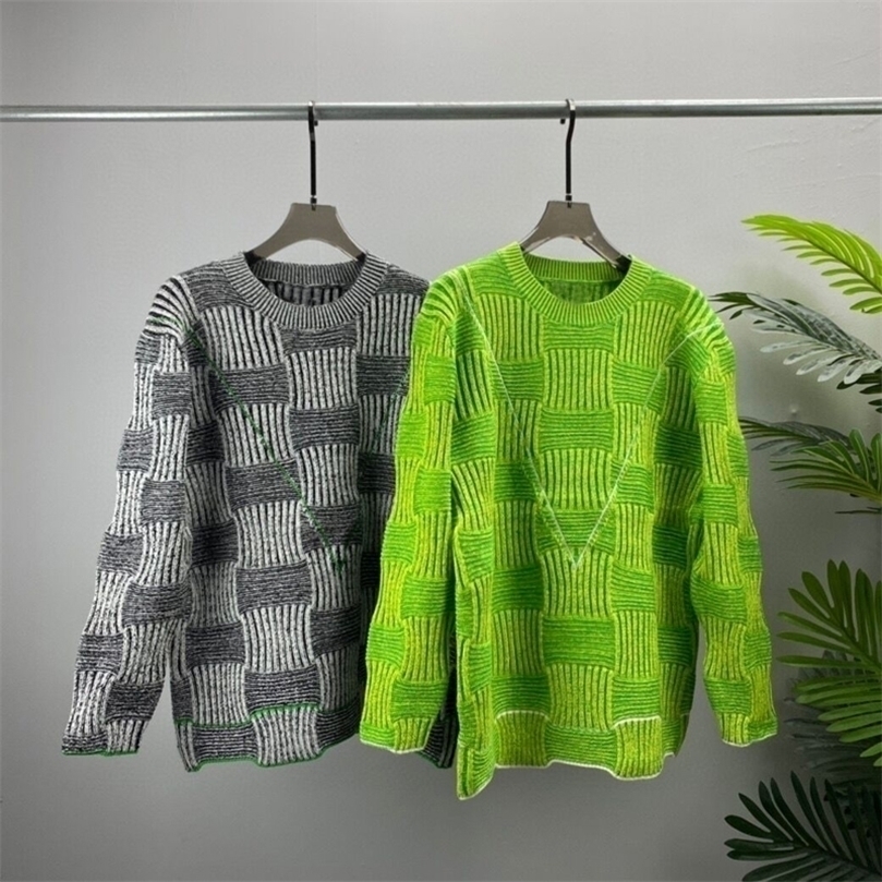 Mens Sweaters Harajuku Vintage Jacquard Plaid Knitted Men Women Winter Oversized Rock Hip Hop Rap Pullover Jumper Sweater 220929