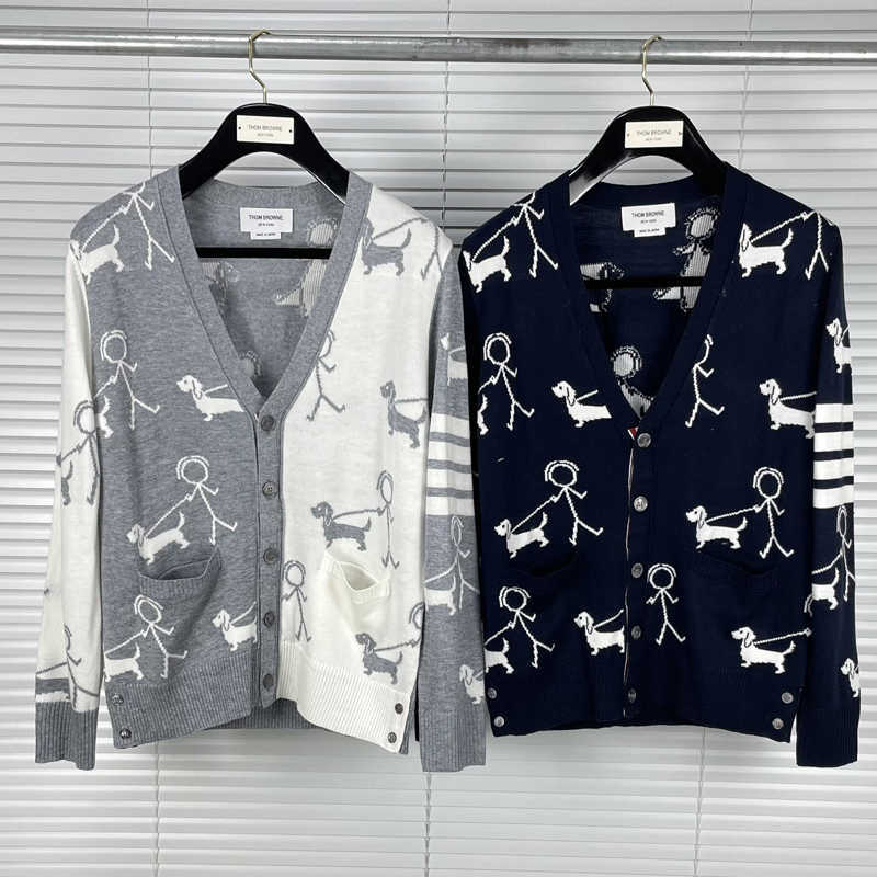 New Fashion Tb Thom Brand Sweaters Men Slim Fit V-neck Cardigan Clothing Striped Wool Walk the Dog Pattern Autumn Winter Casual Coat, Blue
New Fashion Tb Thom Brand Sweaters Men Slim Fit V-neck Cardigan Clothing Striped Wool Walk the Dog Pattern Autumn Winter Casual Coat, Blue