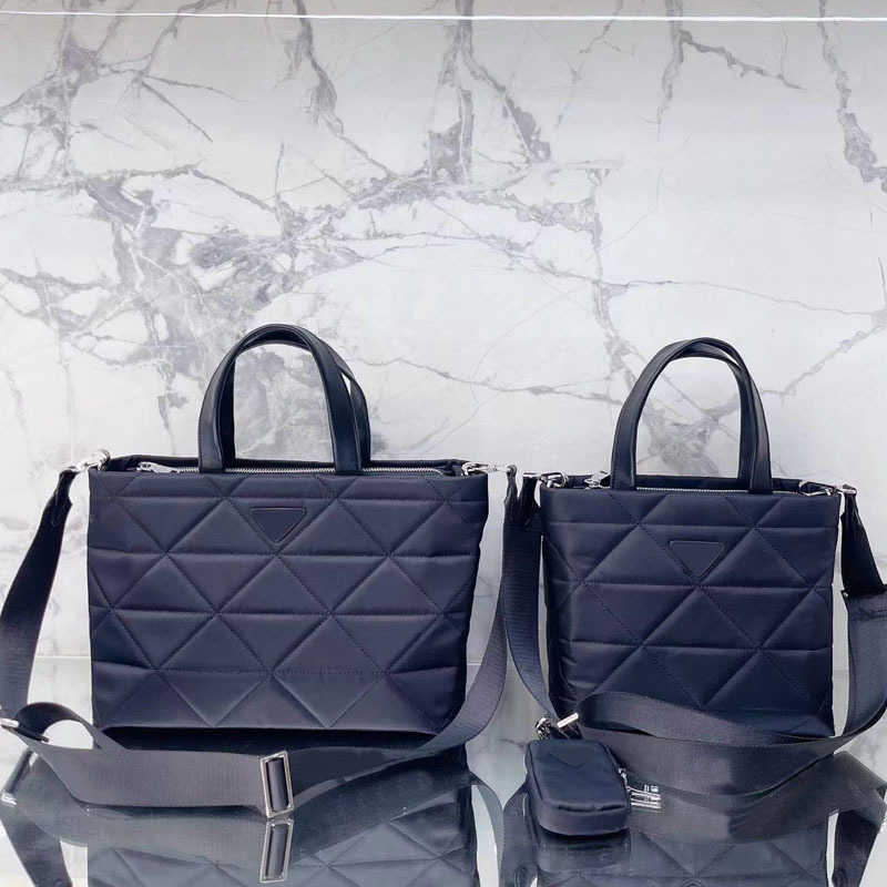 Prads totes designer handbag women bag Handbags Prade the Tote bags Luxuries designers womens crossbody Handbag Shoulder 7A high quality purses wallet J2XG, Pradbag-black
Prads totes designer handbag women bag Handbags Prade the Tote bags Luxuries designers womens crossbody Handbag Shoulder 7A high quality purses wallet J2XG, Pradbag-black