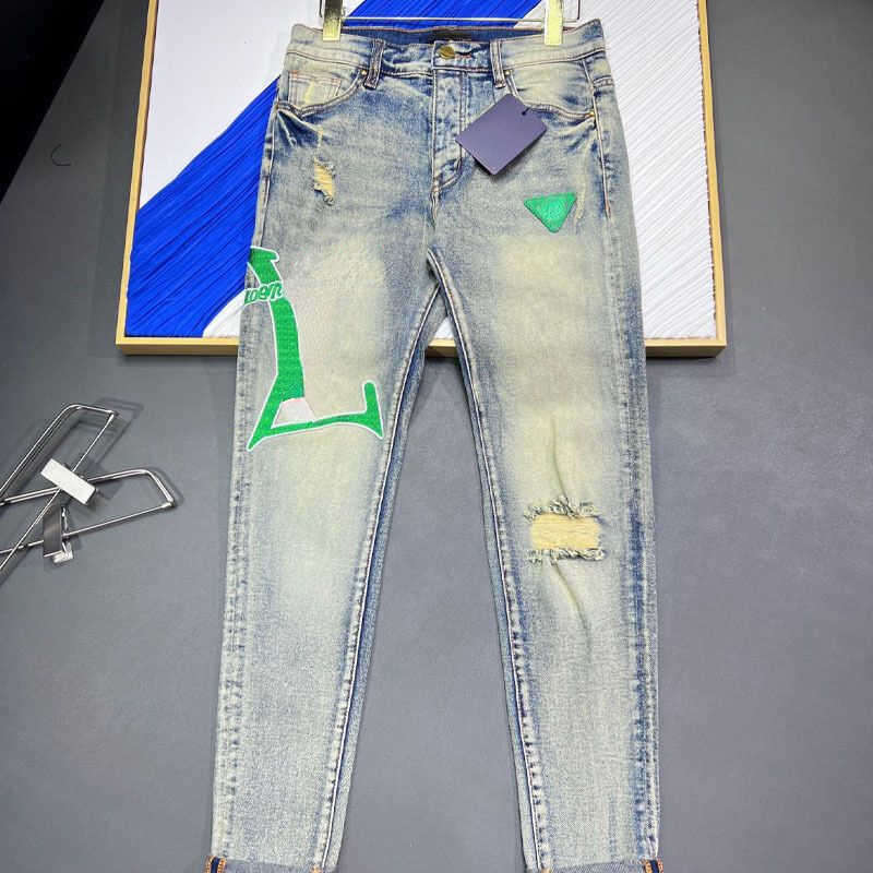 22ss Mens Jeans Luxury Designer Pants v Uitton Embroidery Trousers Man Hip Hop Loose Plus Size Casual Pantss 4xl 5xl, No.12
22ss Mens Jeans Luxury Designer Pants v Uitton Embroidery Trousers Man Hip Hop Loose Plus Size Casual Pantss 4xl 5xl, No.12