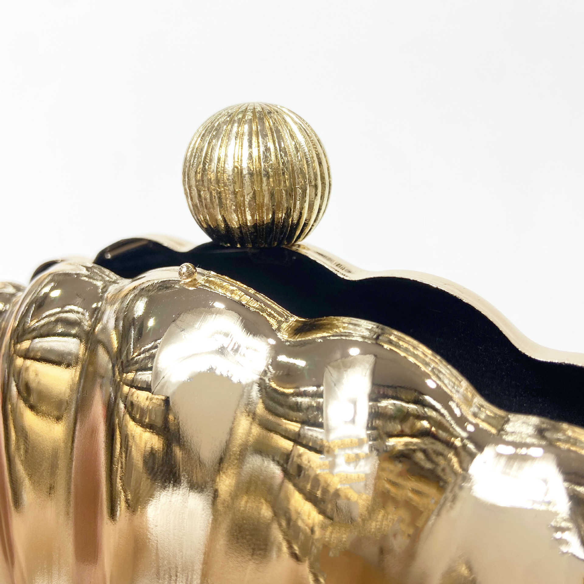 Evening Bags 2022 New Metal Evening Clutch Purse Shell Shaped Wedding Wallets Mini Banquet Shoulder Bags 3 Colors Drop Shipping L220929