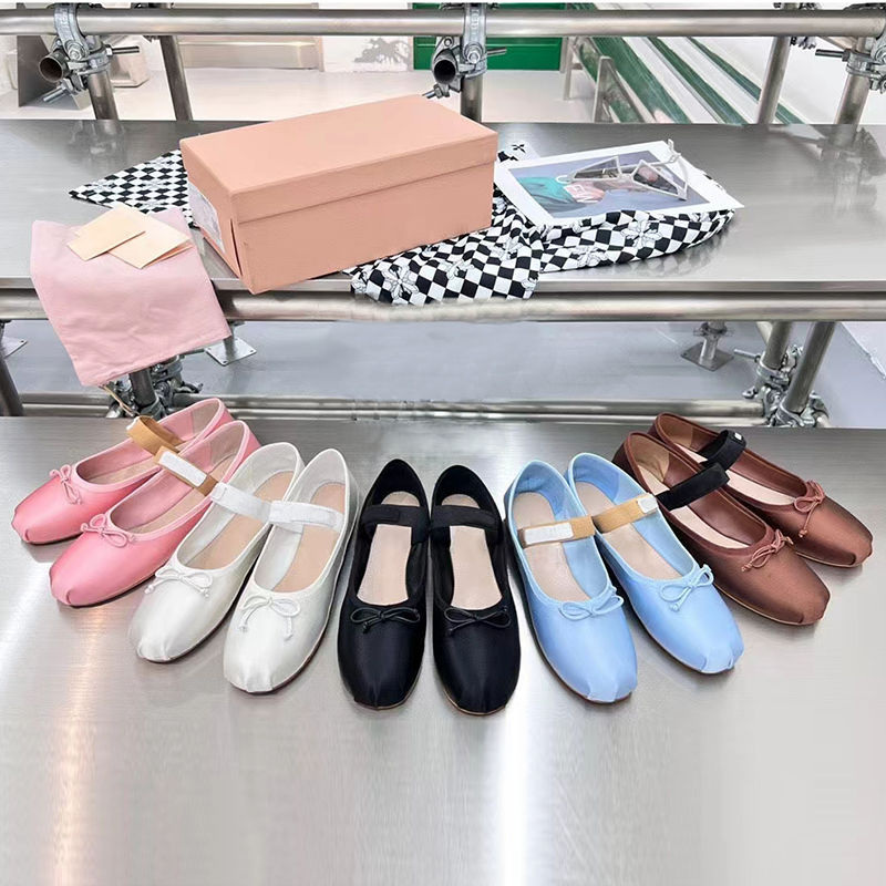 Ballet Flats shoes Bowtie silks Silky fabric Women's casual shoes fashion Genuine Leather Round Toes luxurious Designershoes Loafers, Red
Ballet Flats shoes Bowtie silks Silky fabric Women's casual shoes fashion Genuine Leather Round Toes luxurious Designershoes Loafers, Red