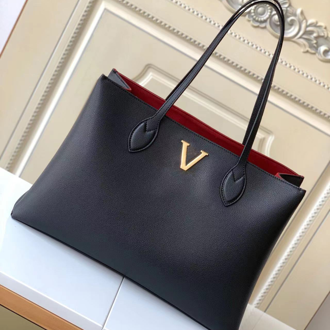 Luxury totes designer bag womens handbags Onthego tote bag Hot Crossbody flower ladies Casual Genuine Leather purse shoulder bags female Large handbag, Customize
Luxury totes designer bag womens handbags Onthego tote bag Hot Crossbody flower ladies Casual Genuine Leather purse shoulder bags female Large handbag, Customize