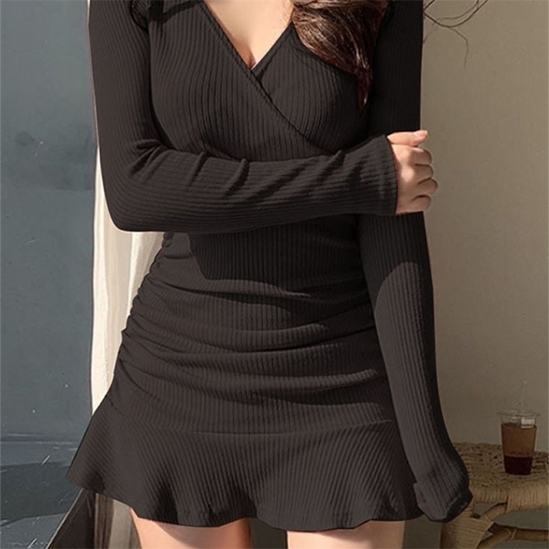 Black Knitted Ribbed Midi Dresses For Women V Neck Elegant Korean Clothes Long Sleeve Ruffles Bodycon Dresses Autumn 220811
