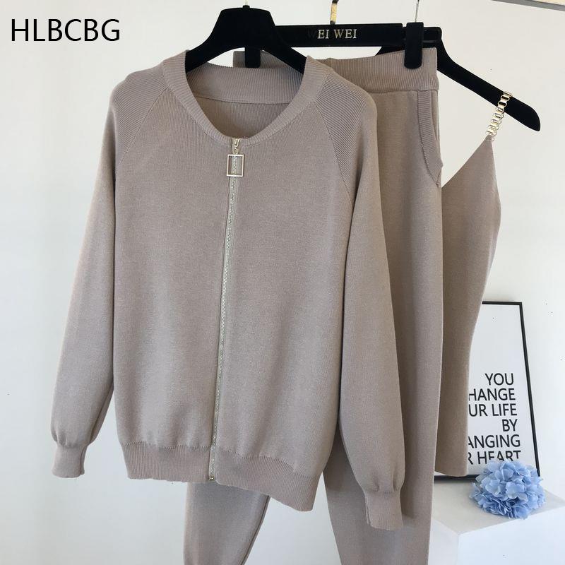 Autumn Knitted Sweater Suit Casual Pant Product Temperament Chain Vest Jacket Elastic Pants Three-piece Sets, Gray
Autumn Knitted Sweater Suit Casual Pant Product Temperament Chain Vest Jacket Elastic Pants Three-piece Sets, Gray