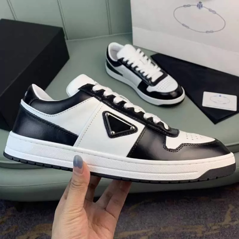 Top Quality Sporty District Leather Sneakers Shoes Men Material Triangle Downtown Trainers Lightweight Box Sole Perfect Casual Walking EU 38-46
Top Quality Sporty District Leather Sneakers Shoes Men Material Triangle Downtown Trainers Lightweight Box Sole Perfect Casual Walking EU 38-46