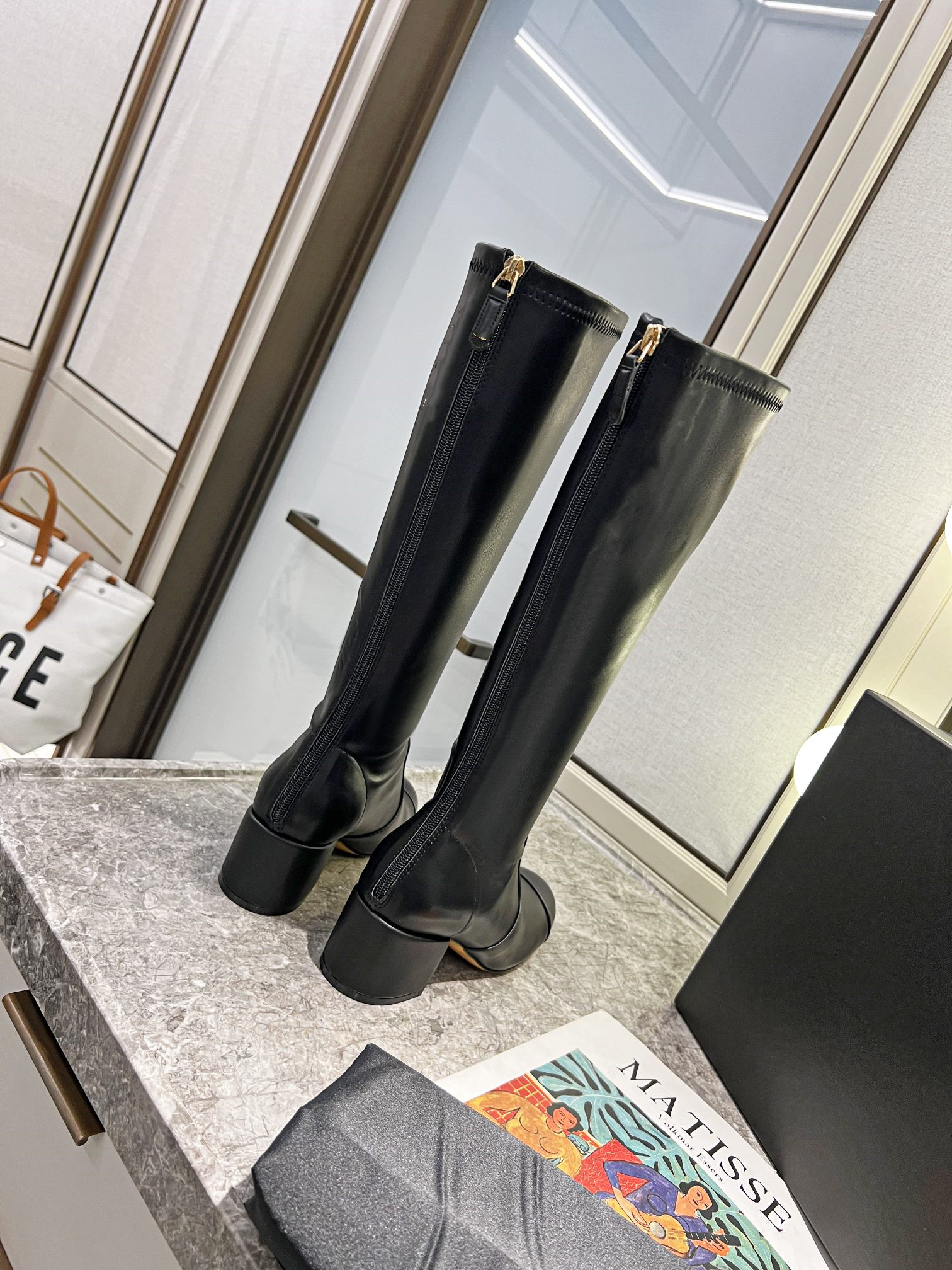 over knee boots designer boot martin booties high boot genuine leather middle lining comfortable logo fashionable latest style size for 35-41, Black
over knee boots designer boot martin booties high boot genuine leather middle lining comfortable logo fashionable latest style size for 35-41, Black