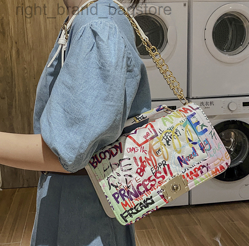 Popular Niche Graffiti Small Square Bag Summer Bags for Women Brands 2021 Rhombus Chain Shoulder Messenger Bag Woman Handbags W220810