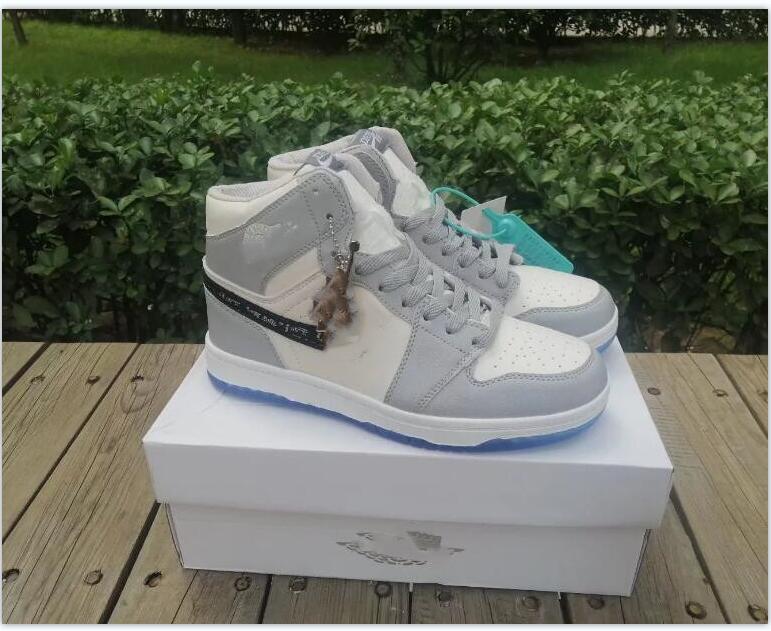 Classic men forces 1 Running Shoes one skate air low White black Wheat Man Women Sneakers Cut Mens Shadow Triple Mid Platform Womens sports trainer 8695
Classic men forces 1 Running Shoes one skate air low White black Wheat Man Women Sneakers Cut Mens Shadow Triple Mid Platform Womens sports trainer 8695