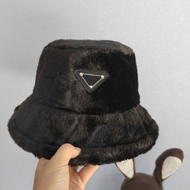 Designer Pra Hat Geometric Print Winter Bucket Hat - Stylish Furry Dome Cap For Women And Men 4 Colors Fashion Warm Comfortable Casual 4F6