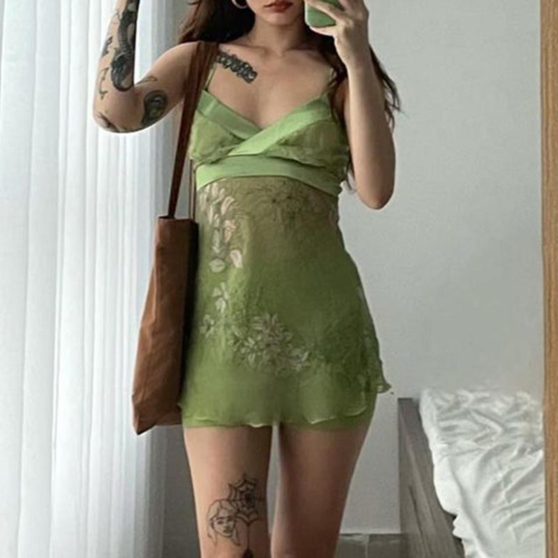Casual Dresses Fashion Spaghetti Strap Dress Women 2022 Aesthetic Floral Patchwork Mini Female High Waist Chiffon Fairycore Slip DressCasual, Green
Casual Dresses Fashion Spaghetti Strap Dress Women 2022 Aesthetic Floral Patchwork Mini Female High Waist Chiffon Fairycore Slip DressCasual, Green