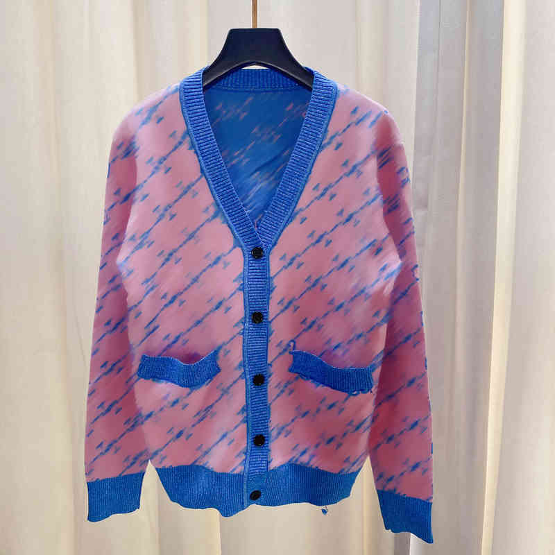 Designer Womens Full Body Classic Pattern Sweaters Fashion G..c Print Sweater V-neck Stretch Button Cardigan Knit Jackets Luxury Women Clothing 0912, Extra shipping
Designer Womens Full Body Classic Pattern Sweaters Fashion G..c Print Sweater V-neck Stretch Button Cardigan Knit Jackets Luxury Women Clothing 0912, Extra shipping