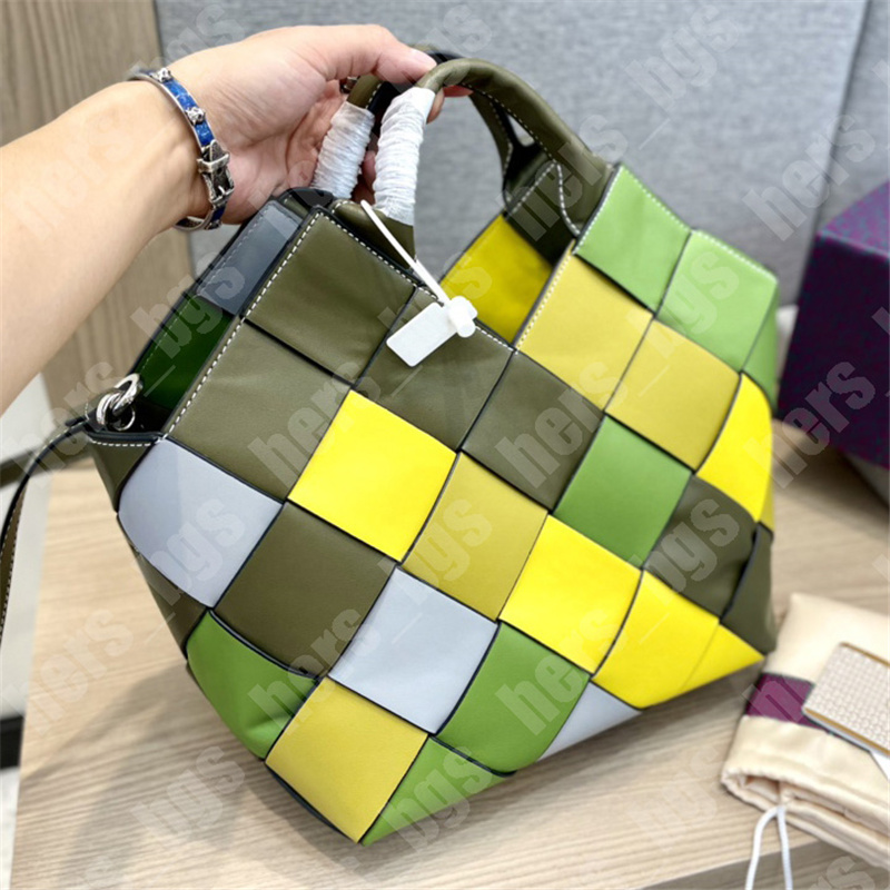 Knit Handbag Totes Designer Handbag Women Brand Luxurys Shoulder Bags High Quality Patchwork Handbags Crossbody Bags 6 Colors, Blue
Knit Handbag Totes Designer Handbag Women Brand Luxurys Shoulder Bags High Quality Patchwork Handbags Crossbody Bags 6 Colors, Blue