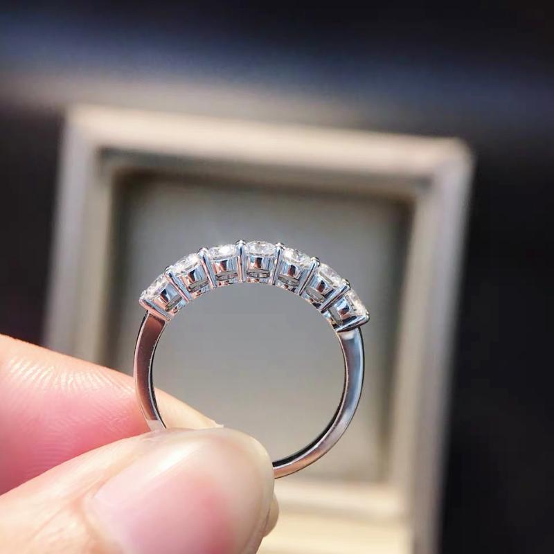 Cluster Rings DF Color White Gold Diamond Ring For Women VVS1 Certified Half Row Of Diamonds Moissanite Customizable Tail RingCluster
Cluster Rings DF Color White Gold Diamond Ring For Women VVS1 Certified Half Row Of Diamonds Moissanite Customizable Tail RingCluster