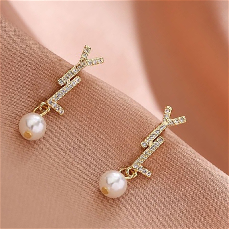 Luxury Fashion Designer Earrings Pearl Stud Earring Diamond Gold High Quality Jewelry Wedding For Women
Luxury Fashion Designer Earrings Pearl Stud Earring Diamond Gold High Quality Jewelry Wedding For Women