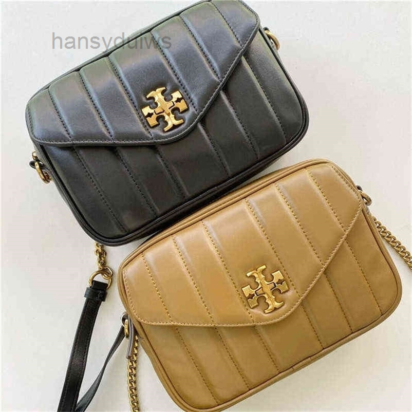 Designer Crossbody Bags Handbags T0rys bag Tote women's Niche New Kira Womens Bag Spin Lock Closure Linear Quilted Sheepskin 83088 Chain Messenger Single S, Black
Designer Crossbody Bags Handbags T0rys bag Tote women's Niche New Kira Womens Bag Spin Lock Closure Linear Quilted Sheepskin 83088 Chain Messenger Single S, Black