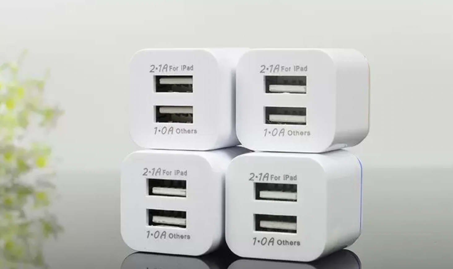 Plastic USB wall charger AC dual USB power adapter with metal ring for Samsung/iPhone/HTC/Android Phones
Plastic USB wall charger AC dual USB power adapter with metal ring for Samsung/iPhone/HTC/Android Phones
