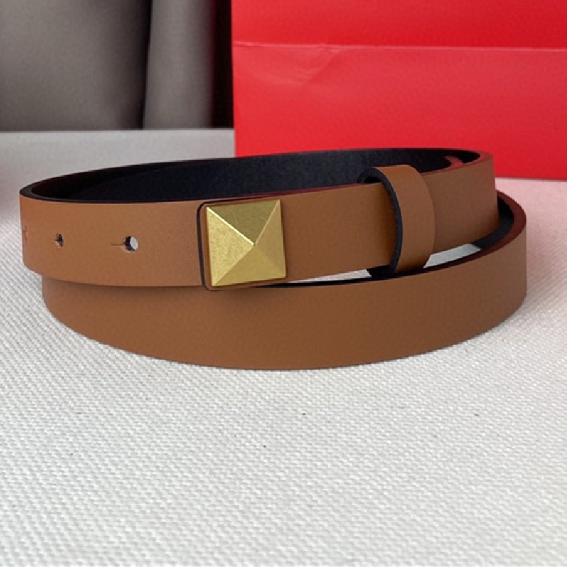luxury brand fashion belt badge fashion jewelry clothing gold pattern buttons Double-sided use of 2cm factory direct Decorative
luxury brand fashion belt badge fashion jewelry clothing gold pattern buttons Double-sided use of 2cm factory direct Decorative