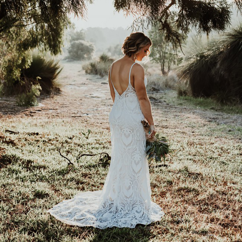 Spaghetti Strap Lace Mermaid Wedding Dress Boho Beach Rustic Wedding Bridal Dresses Plus Size 2022 Backless Cut Out Country Sweep Train Vintage Bride 