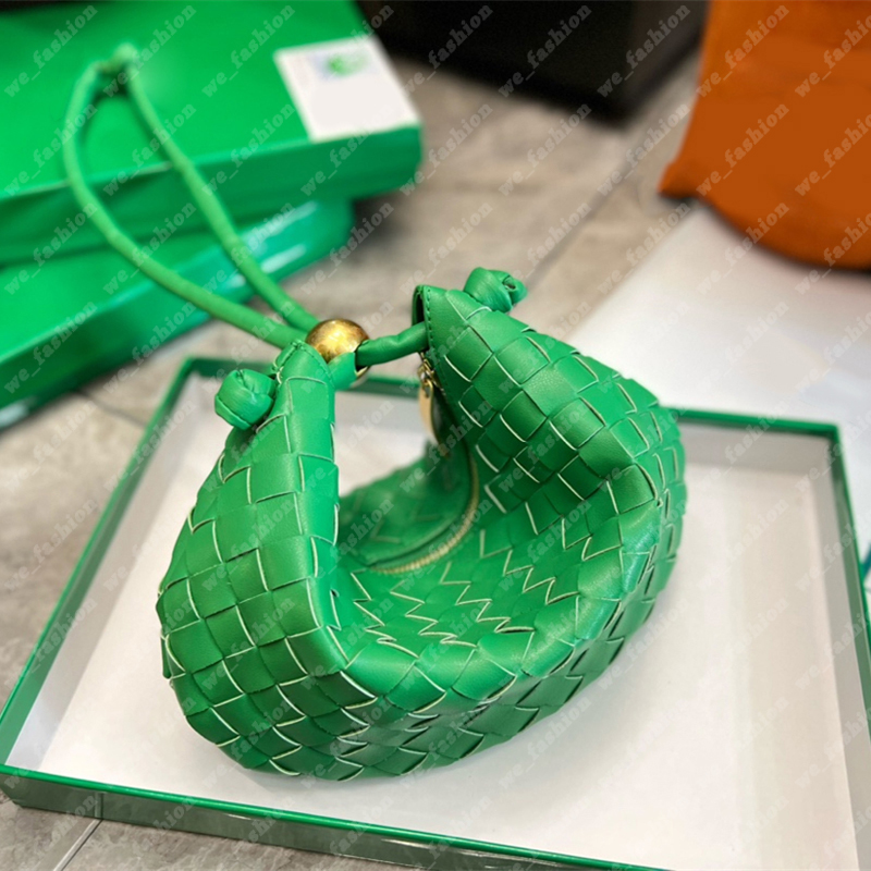 Knitting B Bags 2022 Designer Handbag Turn Bag botte Fashion Pouch Clutch Bags Women Shoulder Bags Designers Purse Handbags 220811, More bubble protection
Knitting B Bags 2022 Designer Handbag Turn Bag botte Fashion Pouch Clutch Bags Women Shoulder Bags Designers Purse Handbags 220811, More bubble protection