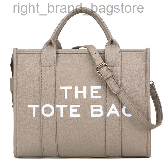 2022 Women Tote Bag Brand Design Letter PU Leather Handle Handbag Female Large Capacity Crossbody Bag Luxury Shopper Purses W220812, Purple s
2022 Women Tote Bag Brand Design Letter PU Leather Handle Handbag Female Large Capacity Crossbody Bag Luxury Shopper Purses W220812, Purple s