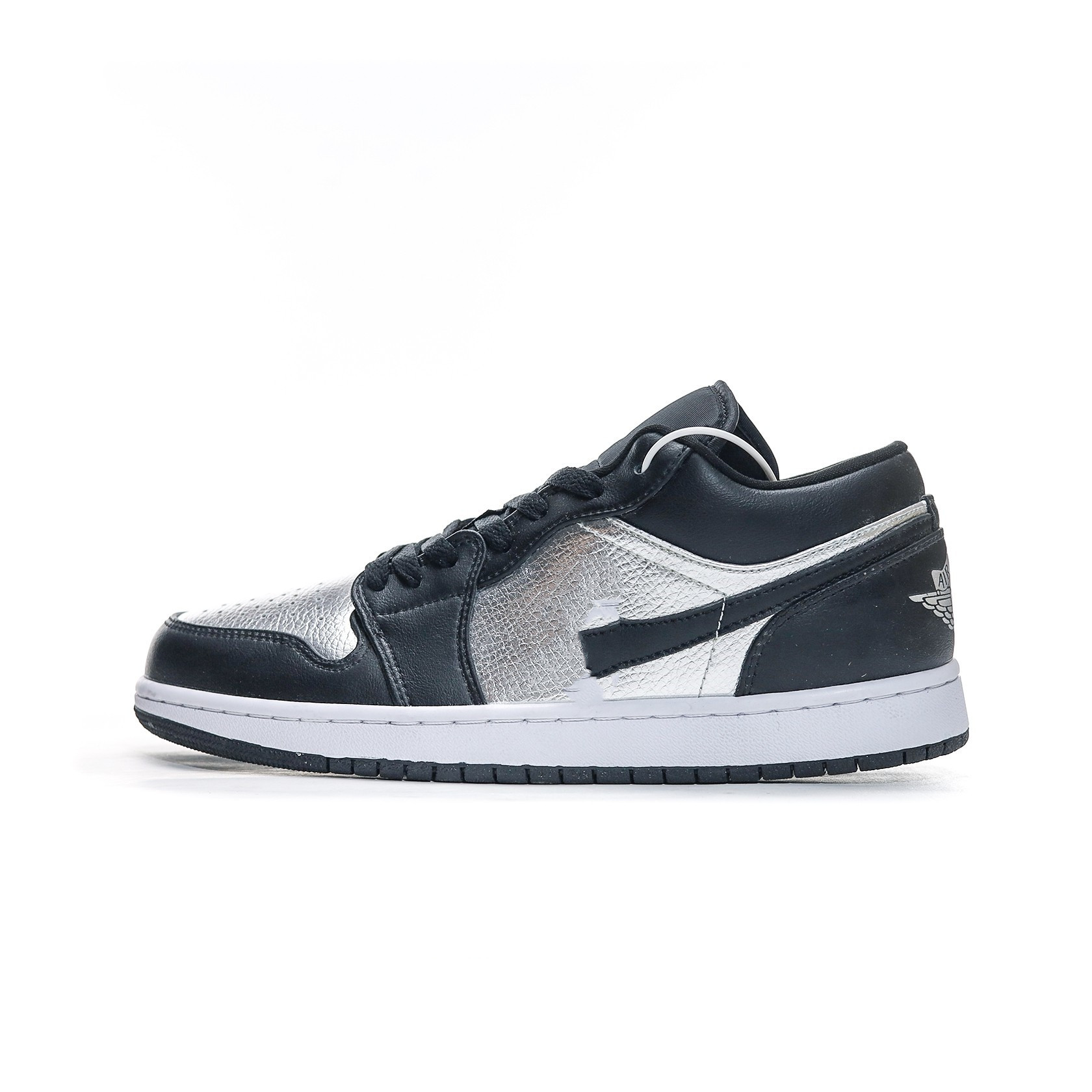 Brand Skateboard Sports Shoes Classic Men Women Skateboarding Sports Shoe Fashion Low Cut Leather Casual Shoes Outdoor Comfortable Sneakers Size 36-47, M13
Brand Skateboard Sports Shoes Classic Men Women Skateboarding Sports Shoe Fashion Low Cut Leather Casual Shoes Outdoor Comfortable Sneakers Size 36-47, M13
