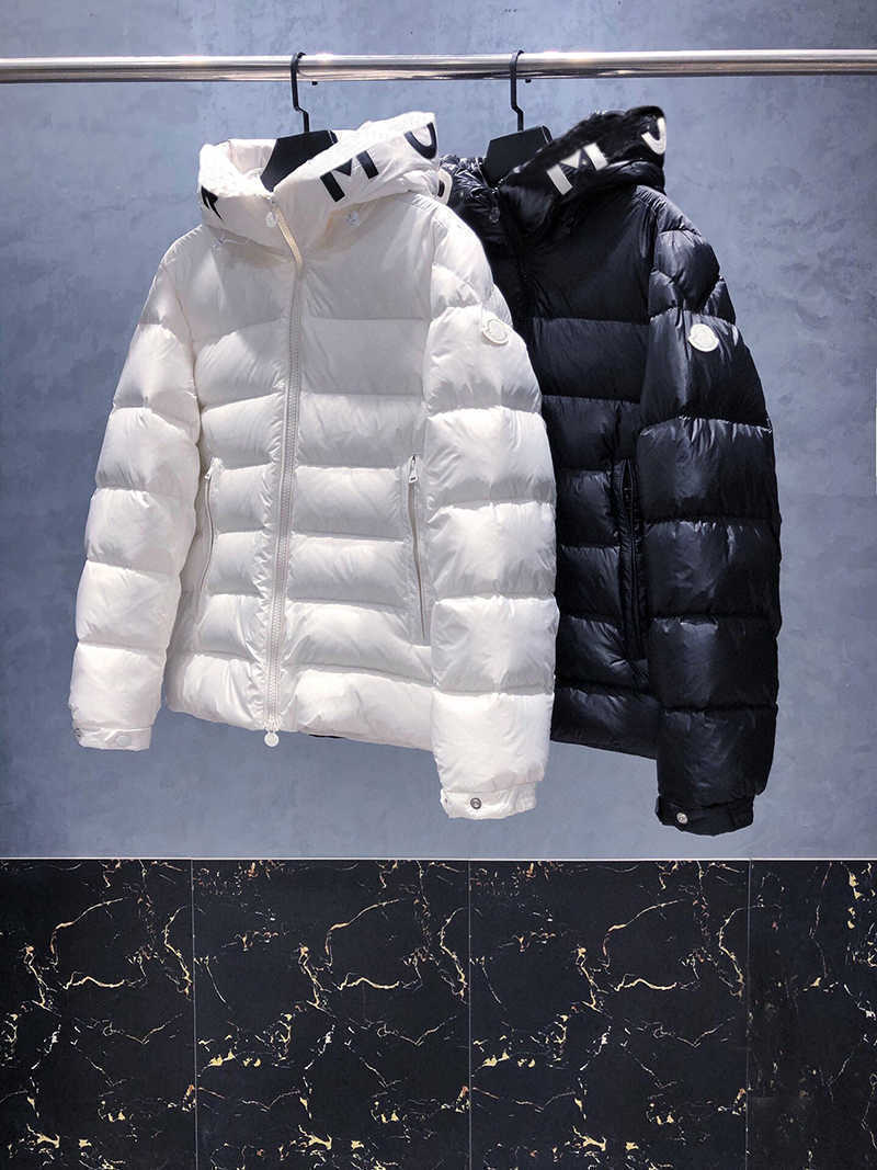 Designer Men Winter Down Jackets parkas light Windbreaker Black White Puffer Outerwear, Make up for price
Designer Men Winter Down Jackets parkas light Windbreaker Black White Puffer Outerwear, Make up for price