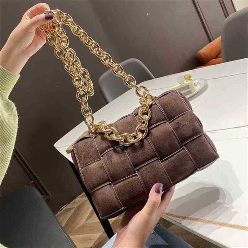 New Women Venetas Handbags Bottegas Luxurys Designer Bags High Star Same Women's Thick Chain Woven Suede Pillow Hand Bill of Lading 50fy Yzl
New Women Venetas Handbags Bottegas Luxurys Designer Bags High Star Same Women's Thick Chain Woven Suede Pillow Hand Bill of Lading 50fy Yzl