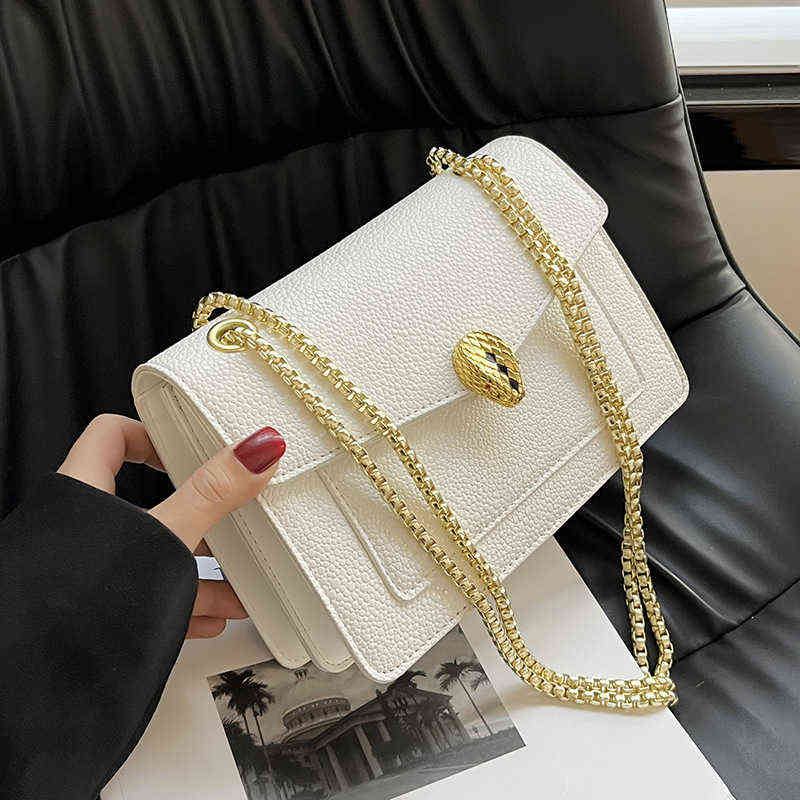 Handbags Small women's 2022 new head chain messenger versatile small square s, White
Handbags Small women's 2022 new head chain messenger versatile small square s, White