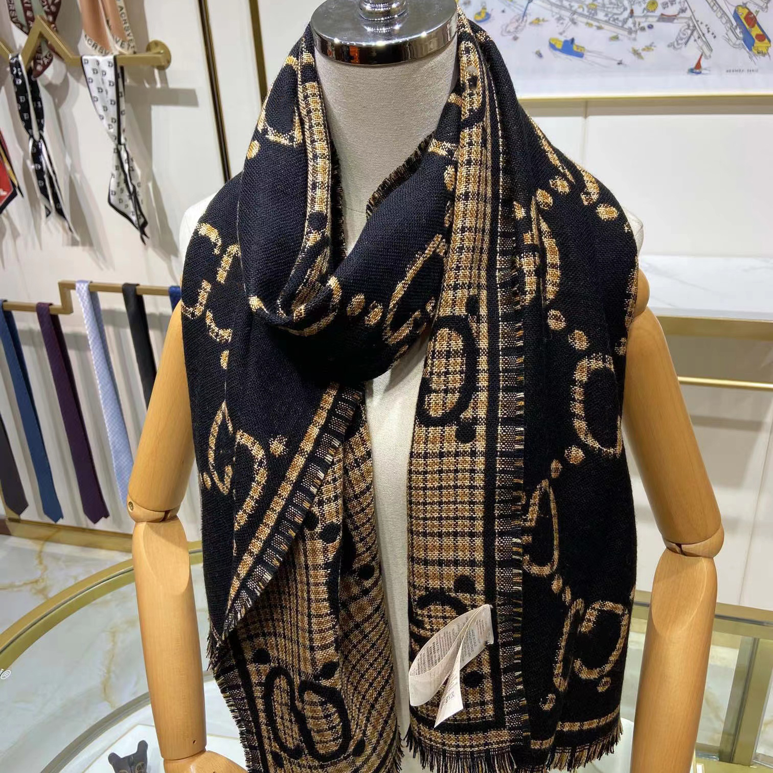 Stylish Women 100% Cashmere Scarf Full Letter Printed Scarves Soft Touch Warm Wraps With Tags Autumn Winter Long Shawls
Stylish Women 100% Cashmere Scarf Full Letter Printed Scarves Soft Touch Warm Wraps With Tags Autumn Winter Long Shawls