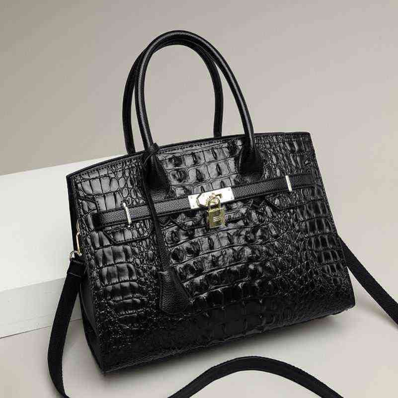 Designer Birkins Handbags Herme Deliverycrocodile Leather Womens Bag 2022 New Highend Atmospheric Hand Middleaged Platinum Have Logo, Sky blue
Designer Birkins Handbags Herme Deliverycrocodile Leather Womens Bag 2022 New Highend Atmospheric Hand Middleaged Platinum Have Logo, Sky blue