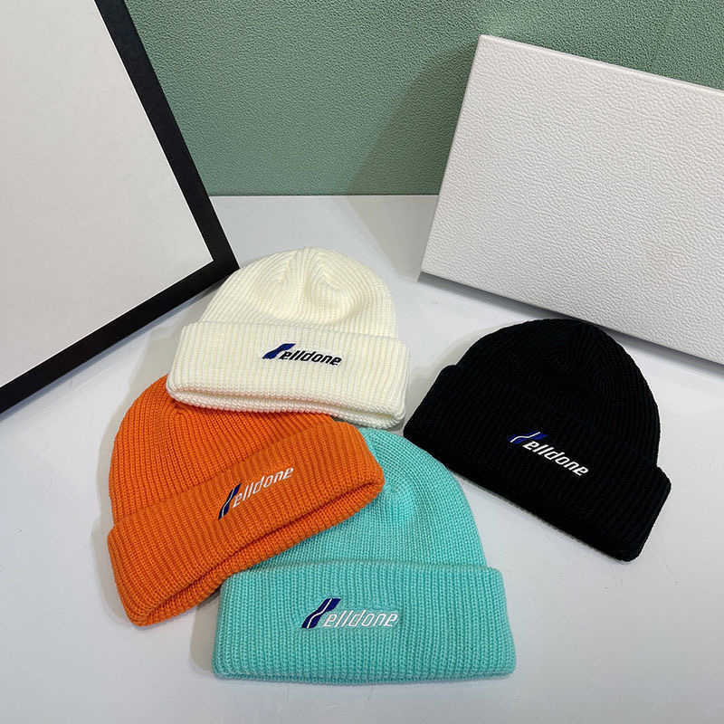 Fashion luxury knitted hat brand designer Beanie Cap men's and women's fit Welldone Hat Unisex 100% Cashmere letter leisure Skull Hats, Blue
Fashion luxury knitted hat brand designer Beanie Cap men's and women's fit Welldone Hat Unisex 100% Cashmere letter leisure Skull Hats, Blue