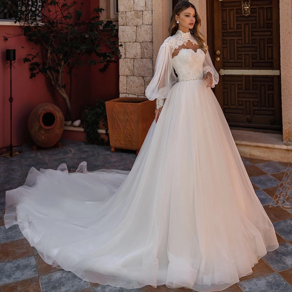 Elegant A-Line Wedding Dresses Long Sleeves Halter Sweetheart Hollow Lace Appliques Sequins Sweep Floor Length Ruffles Lace-up Plus Size Boho Wedding 