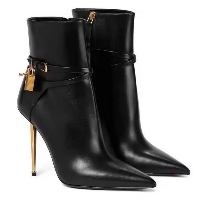 Women Boots shoes luxury designer lady Leather suede Padlock Ankle Boot Booties Kelly Saint Germain Boot black genuine heel shoe box EU35-42
Women Boots shoes luxury designer lady Leather suede Padlock Ankle Boot Booties Kelly Saint Germain Boot black genuine heel shoe box EU35-42