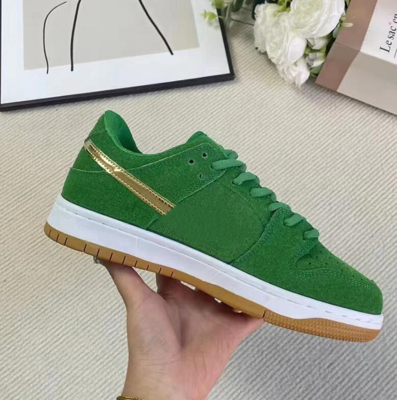 Fashion Breathable Men Women Casual Sports Shoes Comfortable Wear-Resisting Leather Running Shoes Unisex Zapatos Sneakers Trainers 36-44
Fashion Breathable Men Women Casual Sports Shoes Comfortable Wear-Resisting Leather Running Shoes Unisex Zapatos Sneakers Trainers 36-44