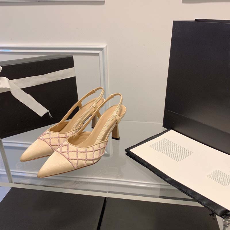 Women Designer Heels Dress Shoes Sandals Men Summer Luxury Sexy Sandals Leather Flats Fashion Slipper Boxes 35-40, #16
Women Designer Heels Dress Shoes Sandals Men Summer Luxury Sexy Sandals Leather Flats Fashion Slipper Boxes 35-40, #16