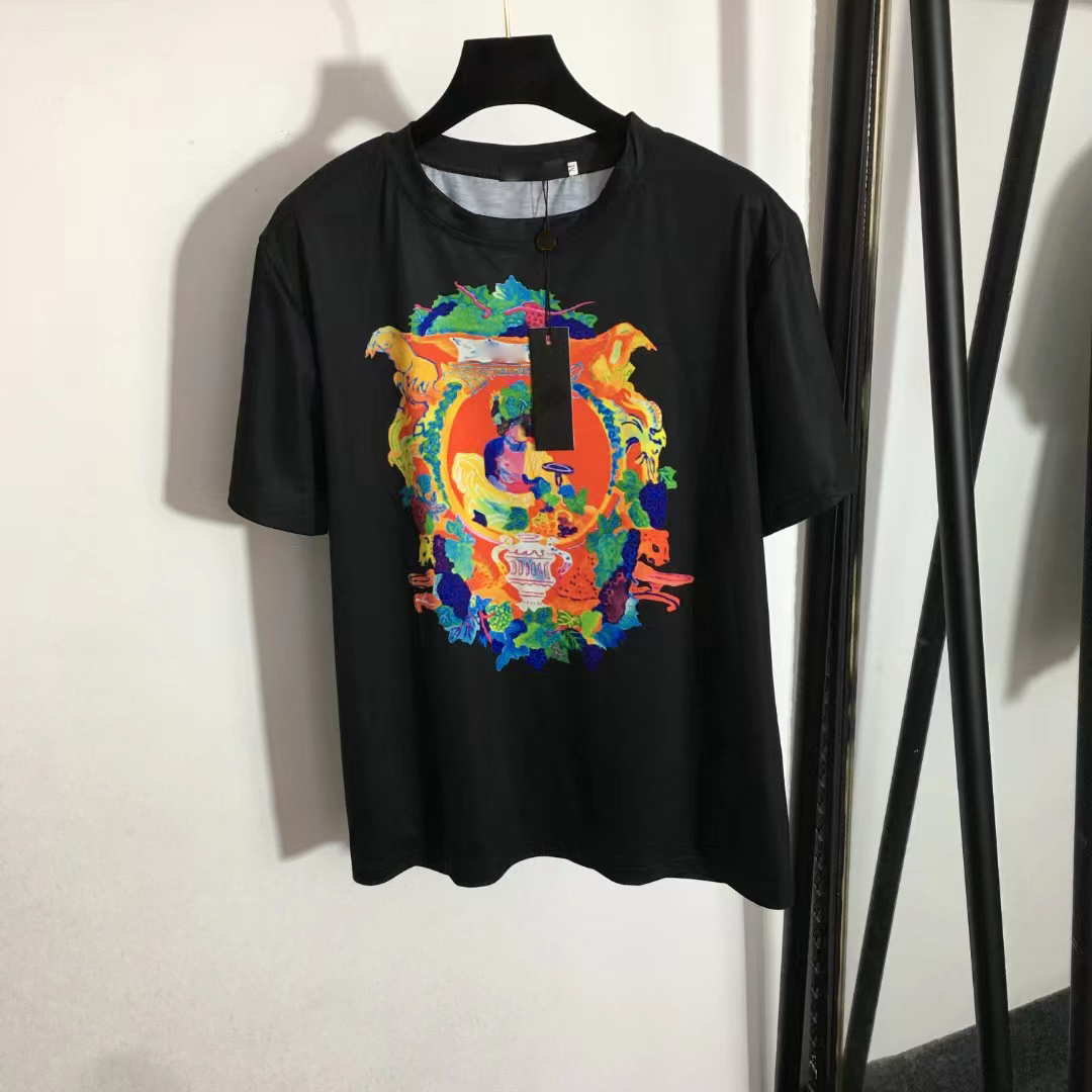 22 Designers T-shirts Fashion T Shirts Mens Women Vintage mixed color European style printed short sleeve T-shirt golden -XXL
22 Designers T-shirts Fashion T Shirts Mens Women Vintage mixed color European style printed short sleeve T-shirt golden -XXL