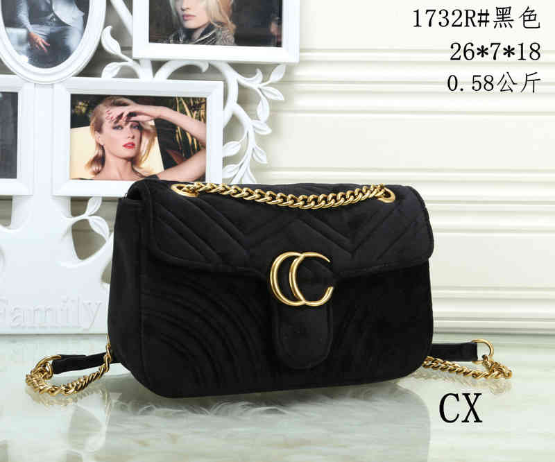 Luxury Brand 2022 Women New Chain velvet Shoulder Bags Leather Design Bags Female Shoulder Bag Messenger Bags W220818, Contact customer service
Luxury Brand 2022 Women New Chain velvet Shoulder Bags Leather Design Bags Female Shoulder Bag Messenger Bags W220818, Contact customer service