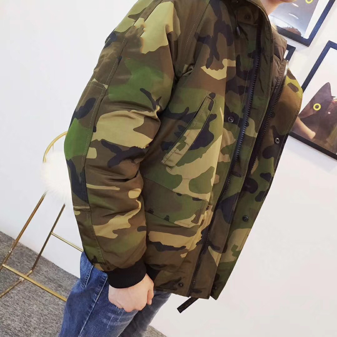 Designer Mens Parka Coat Fashion Womens Winter Down Jacket Classic Wolf Fur Puffer Jackets Thick Warm Waterproof Windproof Down Coats For Man Woman Top Quality, Price different
Designer Mens Parka Coat Fashion Womens Winter Down Jacket Classic Wolf Fur Puffer Jackets Thick Warm Waterproof Windproof Down Coats For Man Woman Top Quality, Price different