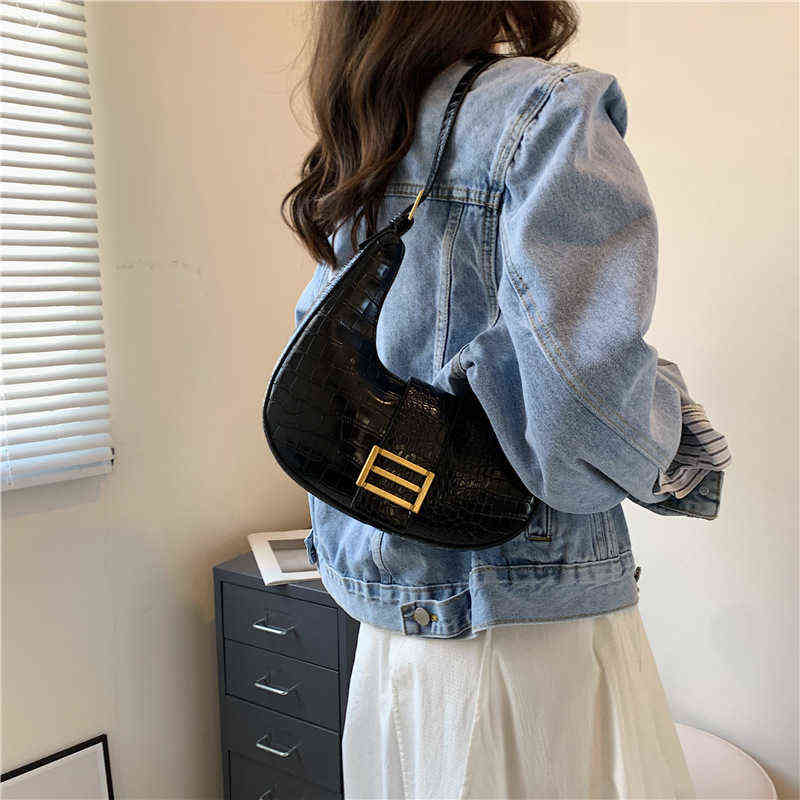 Handbags Western style small women's 2022 summer new texture armpit shoulder leisure cross messenger bucket women, White
Handbags Western style small women's 2022 summer new texture armpit shoulder leisure cross messenger bucket women, White