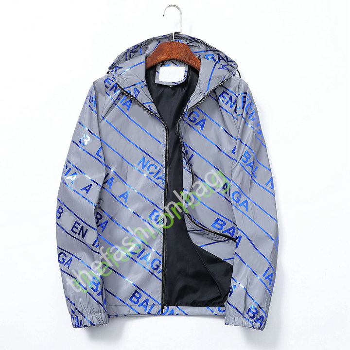 designer Fashion Mens Coats Jacket Spring Autumn Outwear Windbreaker Zipper clothes Jackets Coat Outside can Sport Size M-3XL, Blue
designer Fashion Mens Coats Jacket Spring Autumn Outwear Windbreaker Zipper clothes Jackets Coat Outside can Sport Size M-3XL, Blue