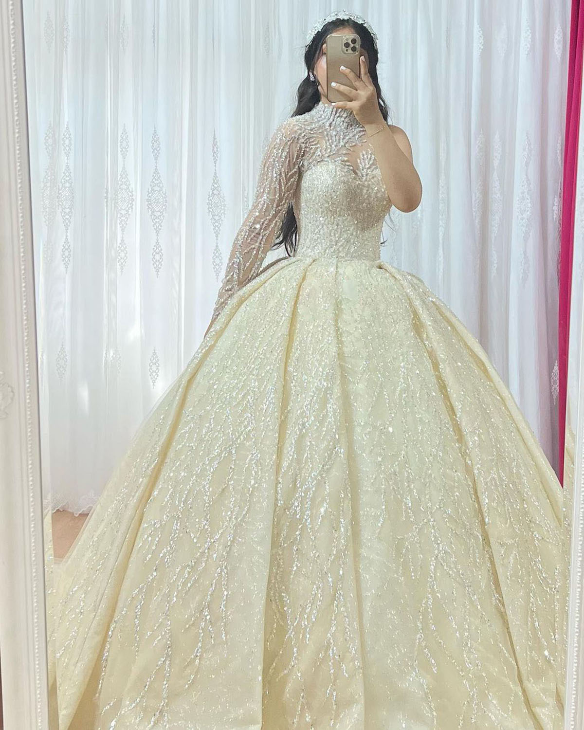 Luxurious Ball Gown Sequins Wedding Dress High Neck One Shoulder Sweep Train Custom Made Bridal Robes Vestido De Novia