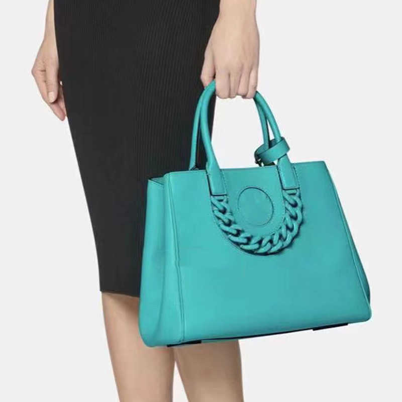 Designer Bag women fashion Top Handle quality crossbody shoulder strap Beach handbag fendyity letter Roma Travel Luxury fendace purse NFHT, No bags
Designer Bag women fashion Top Handle quality crossbody shoulder strap Beach handbag fendyity letter Roma Travel Luxury fendace purse NFHT, No bags
