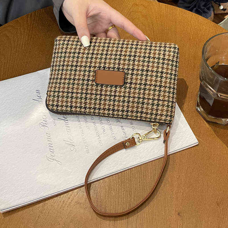 Canvas bags women's large capacity mobile phone bag wallet long soft leather handbag, Black
Canvas bags women's large capacity mobile phone bag wallet long soft leather handbag, Black