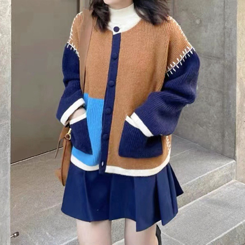 Cardigan Women Oversize Loose Sweaters Thicken Winter Warm Patchwork Cardigan Japanese School Outer Wear Sweater Coat T116, Green 
Cardigan Women Oversize Loose Sweaters Thicken Winter Warm Patchwork Cardigan Japanese School Outer Wear Sweater Coat T116, Green